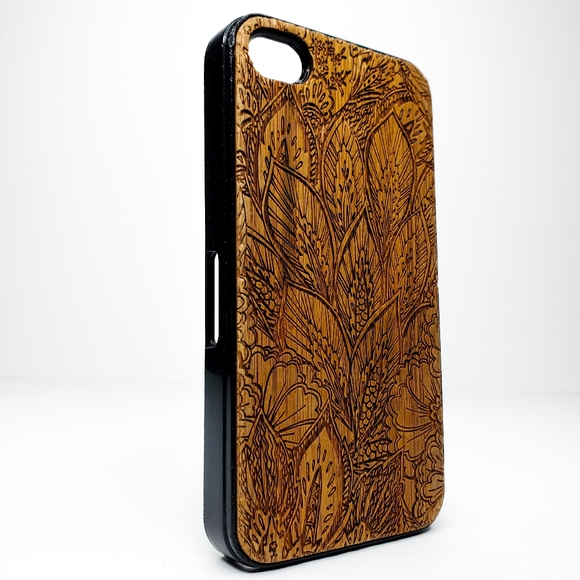 Boho Floral Rangoli Henna Hand-Carved Wooden iPhone 4 Case Melrose Trading Post - Picture 5 of 13